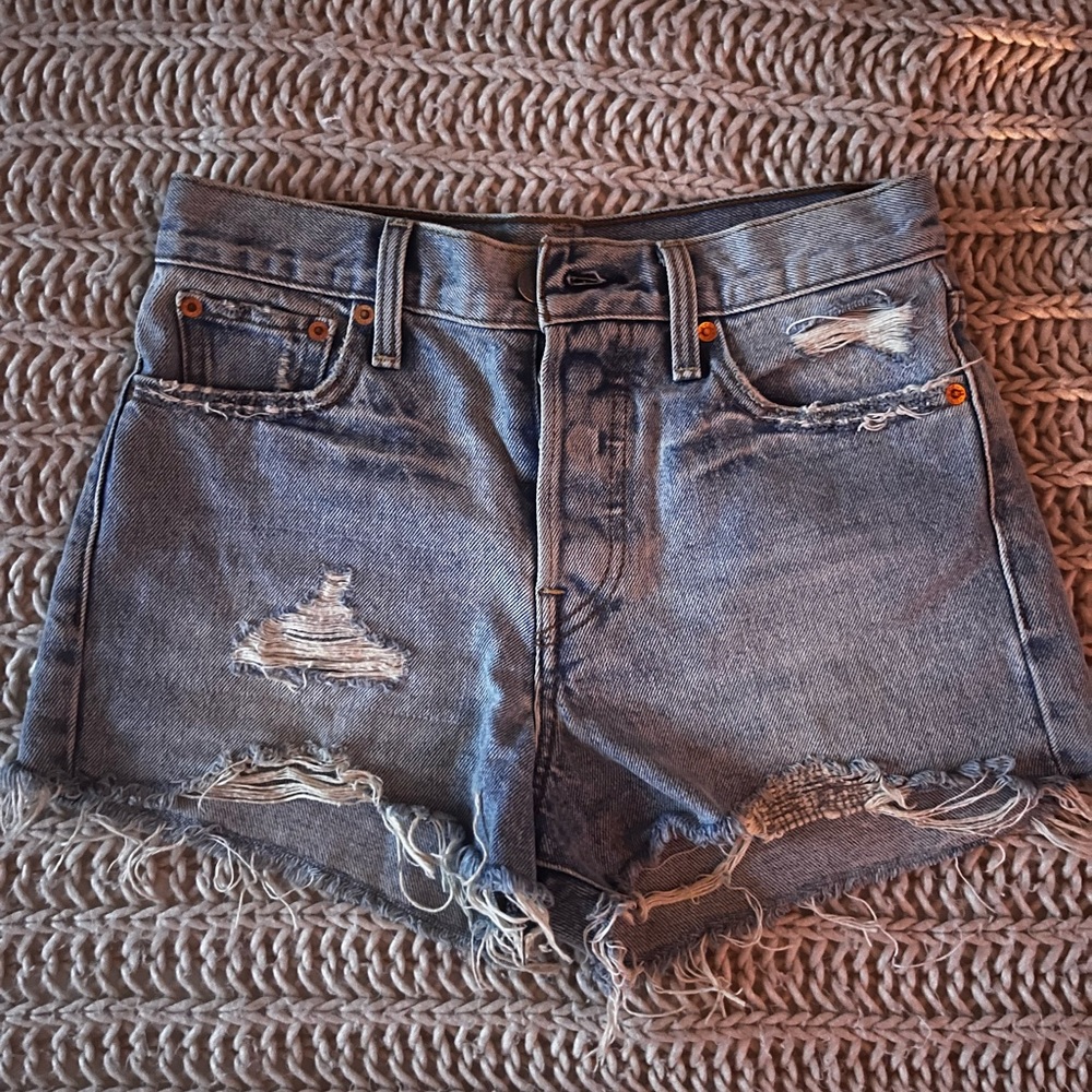 Levi’s shorts
